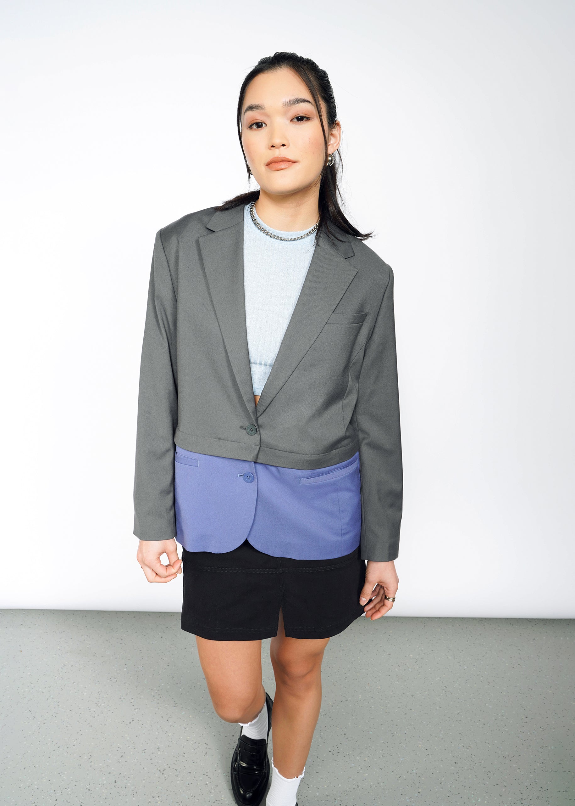 S=The Empower Cropped Convertible Blazer in Charcoal/Blueberry