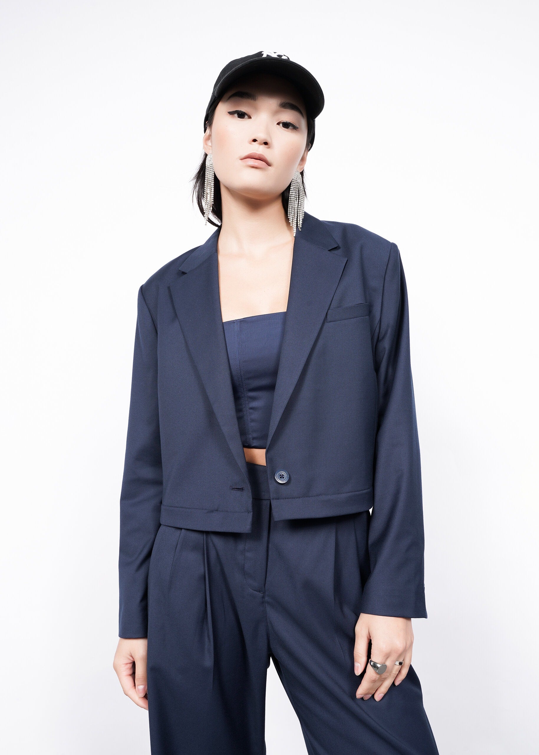 S=The Empower Convertible Blazer in Navy