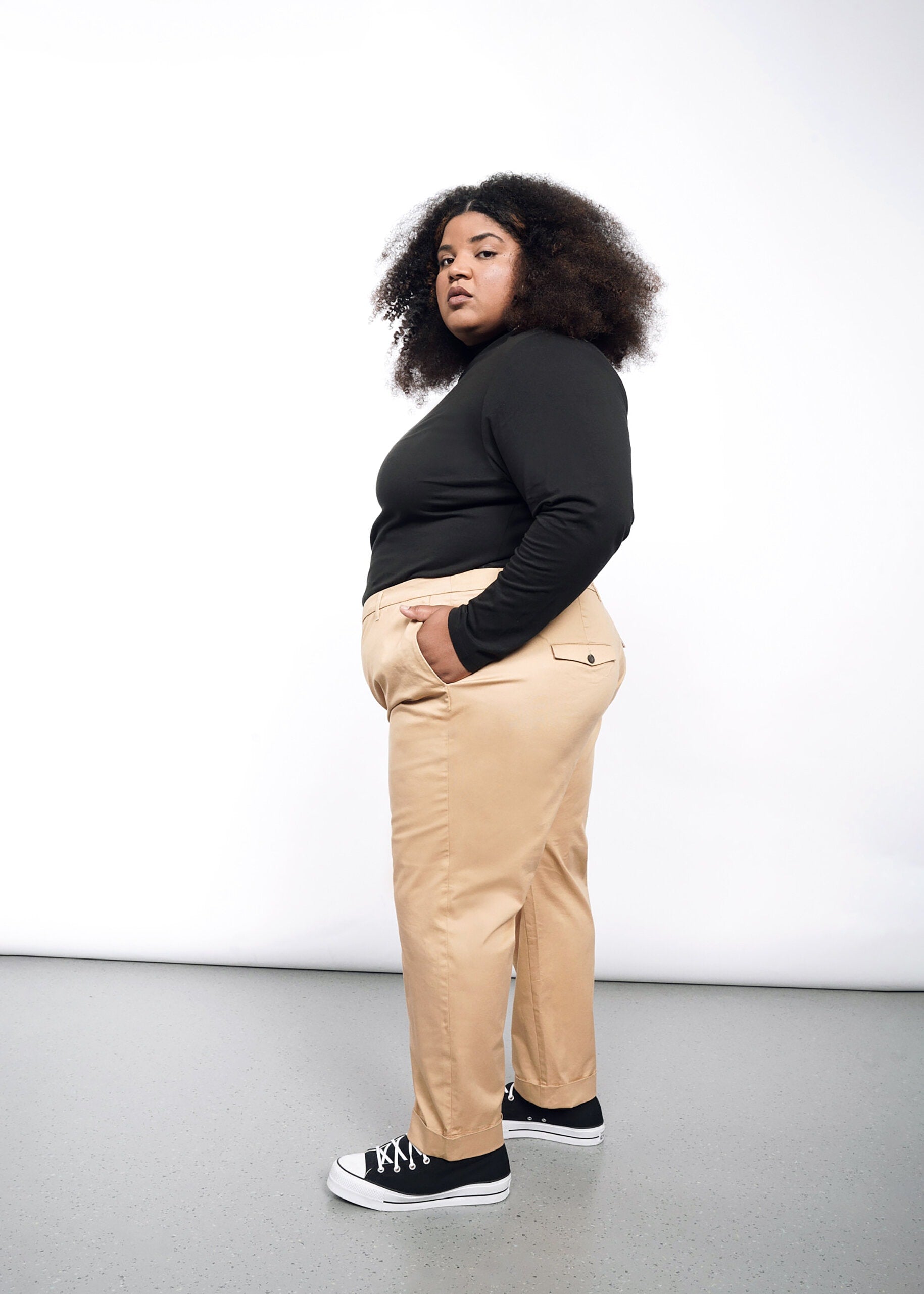 1X=The Essential Long Sleeve Mock Neck Top in Black