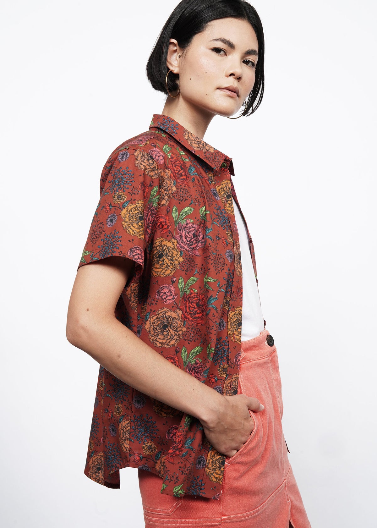 Model wearing The Essential Button Up in Blooms Cinnamon