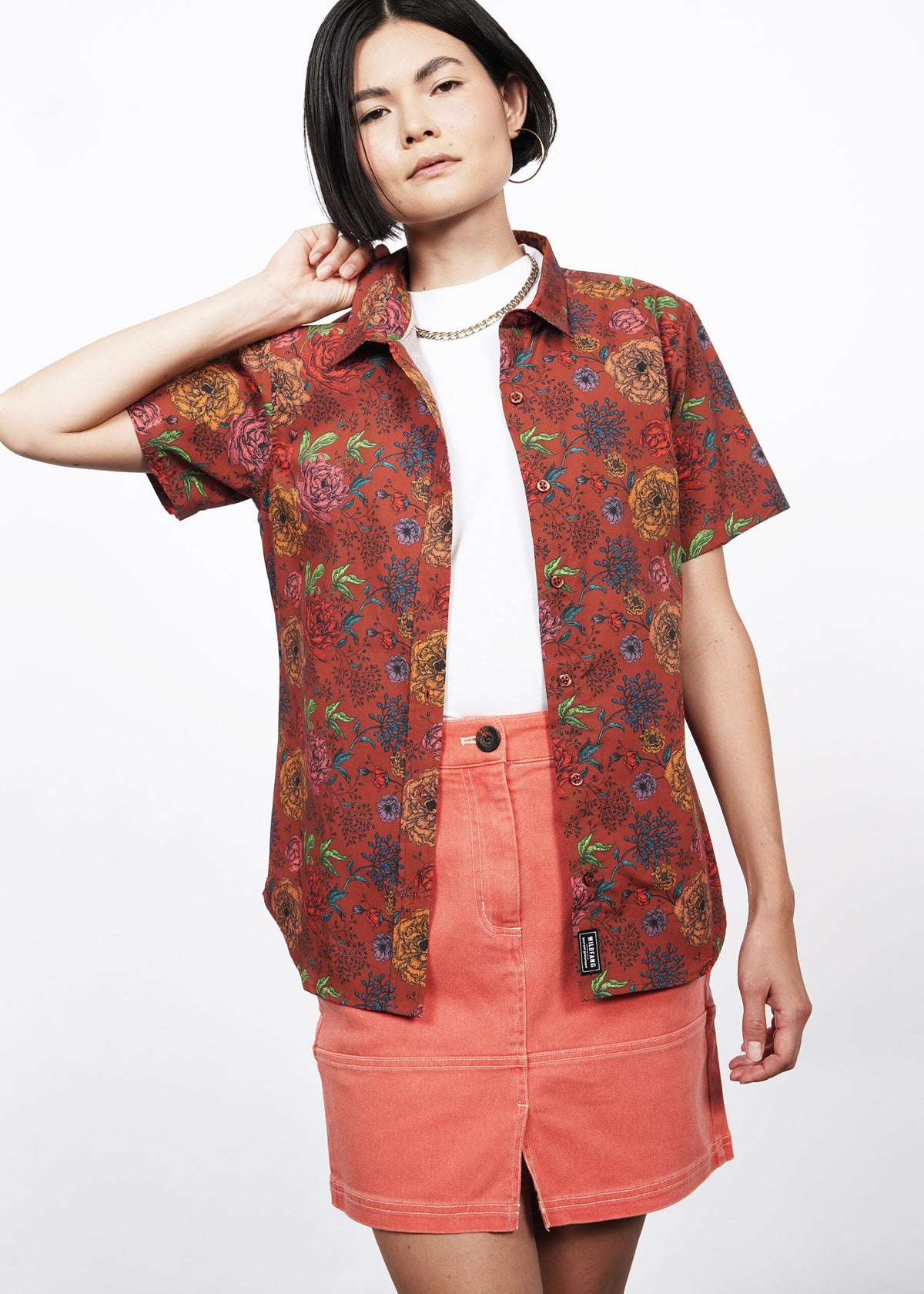 Model wearing The Essential Button Up in Blooms Cinnamon