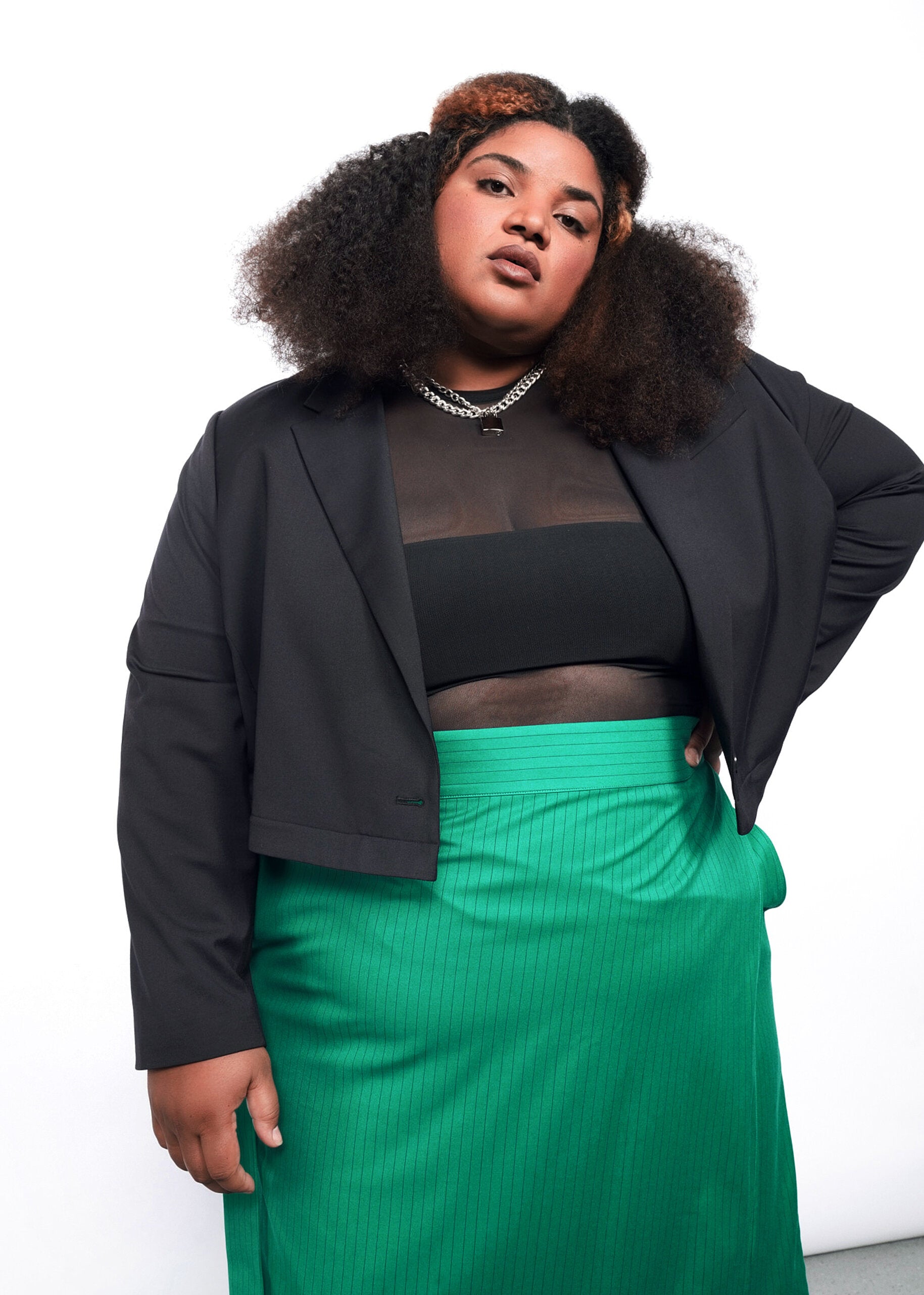 The Empower Convertible Blazer in Black