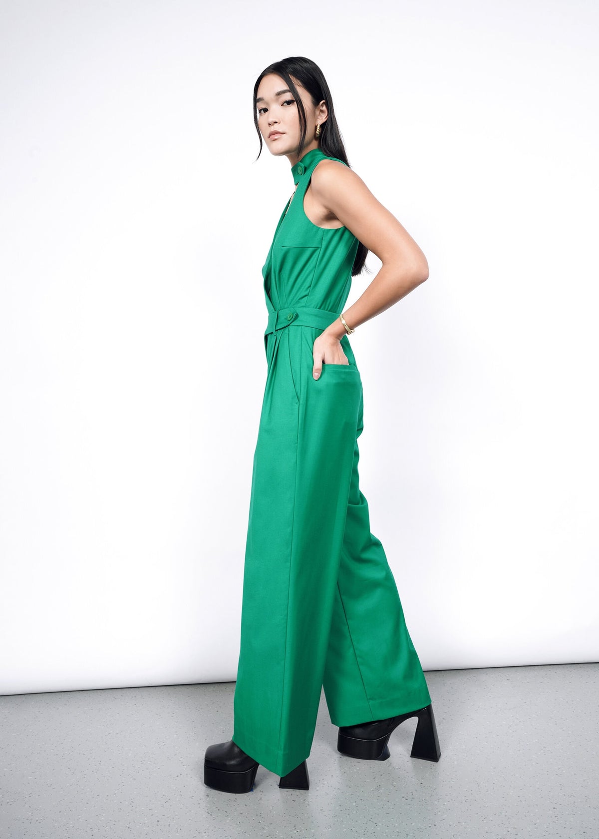 The Empower High Waisted V-Neck Jumpsuit in Emerald