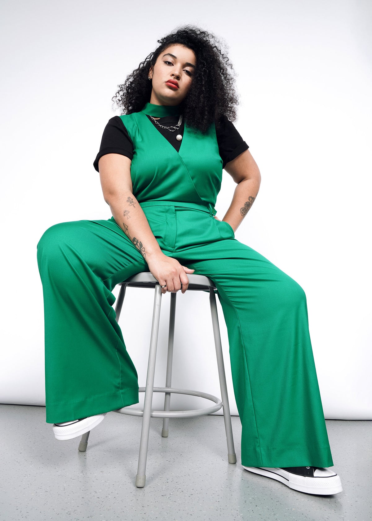 The Empower High Waisted V-Neck Jumpsuit in Emerald