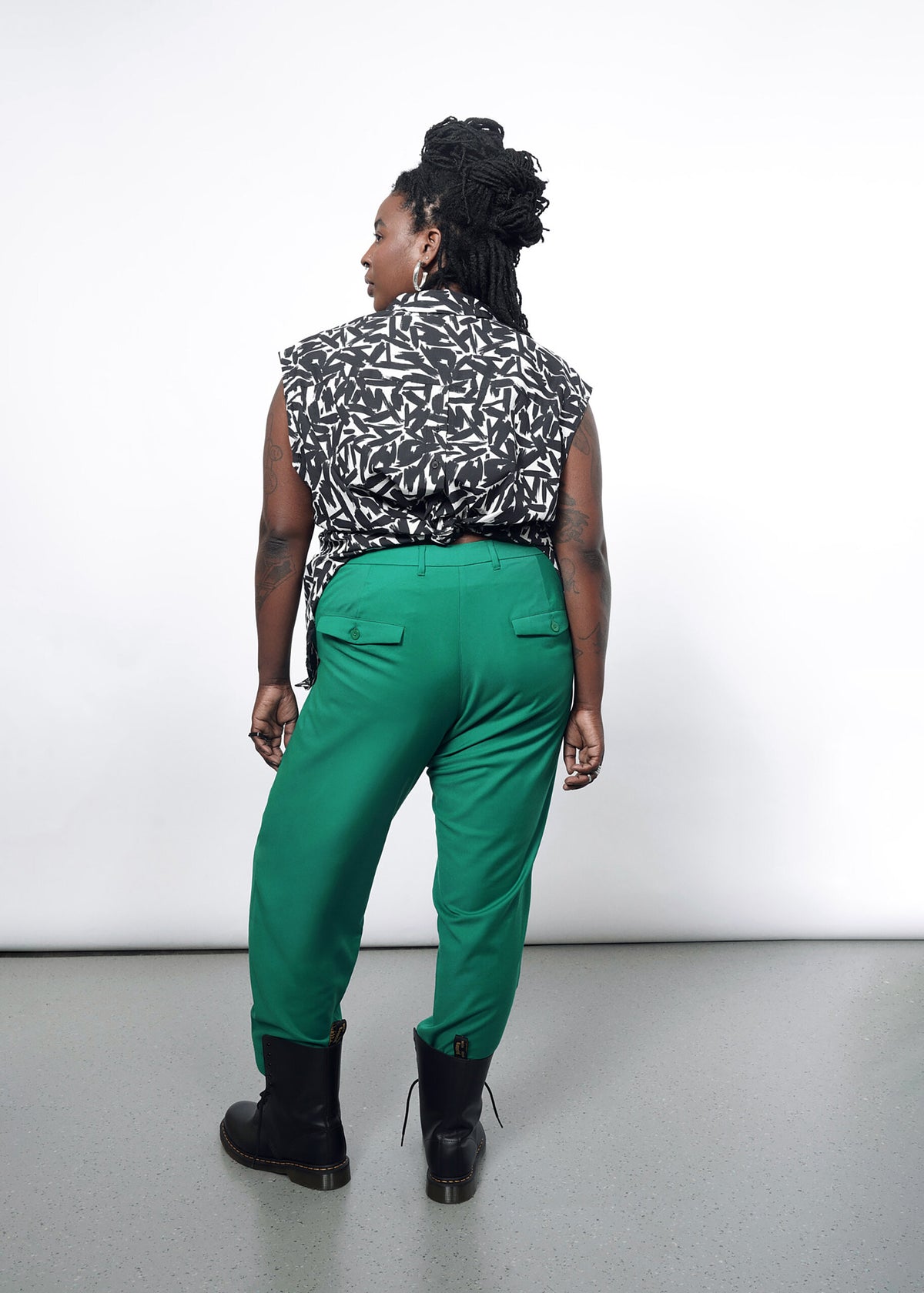 The Empower Trouser in Emerald