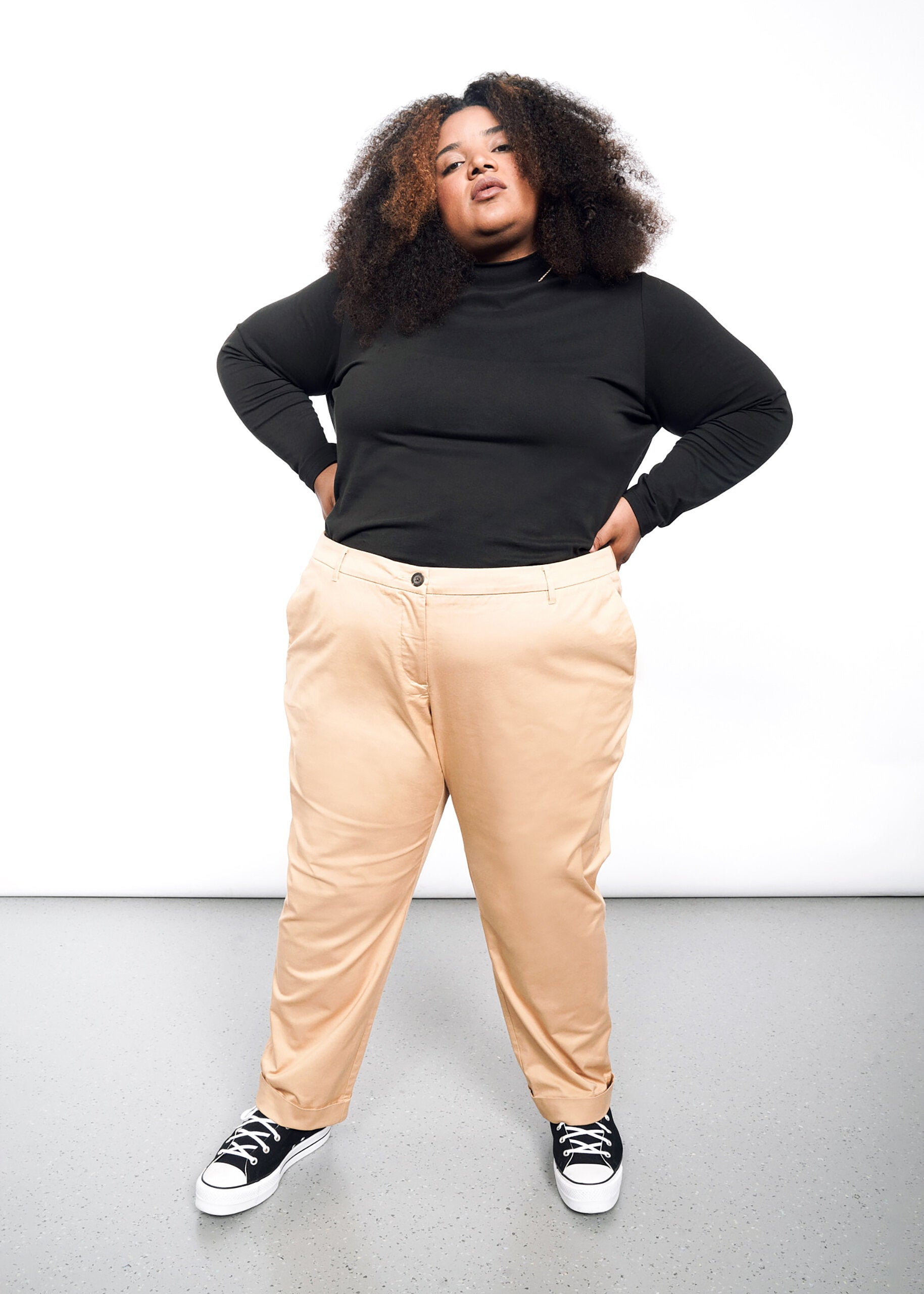 1X=The Essential Long Sleeve Mock Neck Top in Black