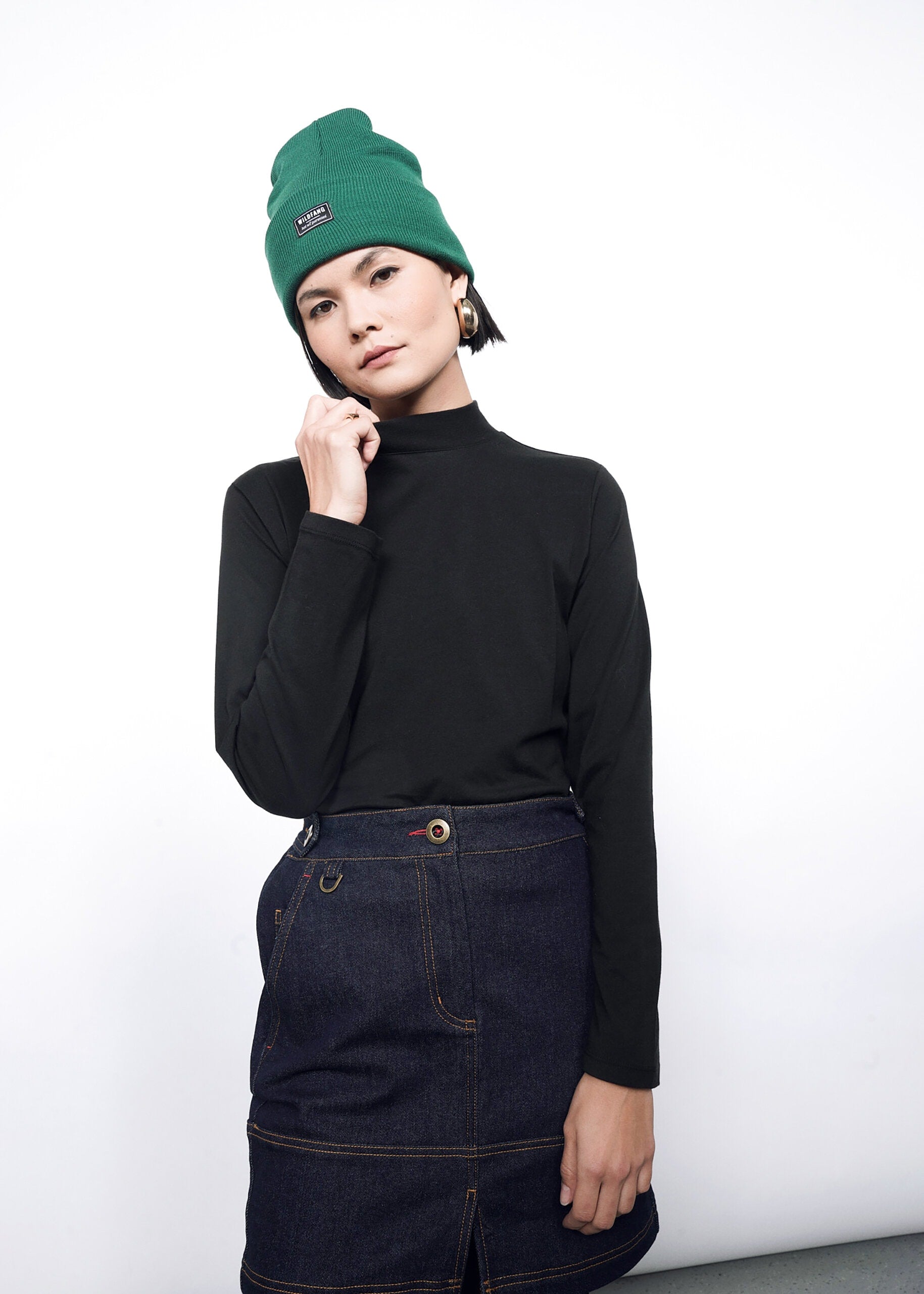 S=The Essential Long Sleeve Mock Neck Top in Black