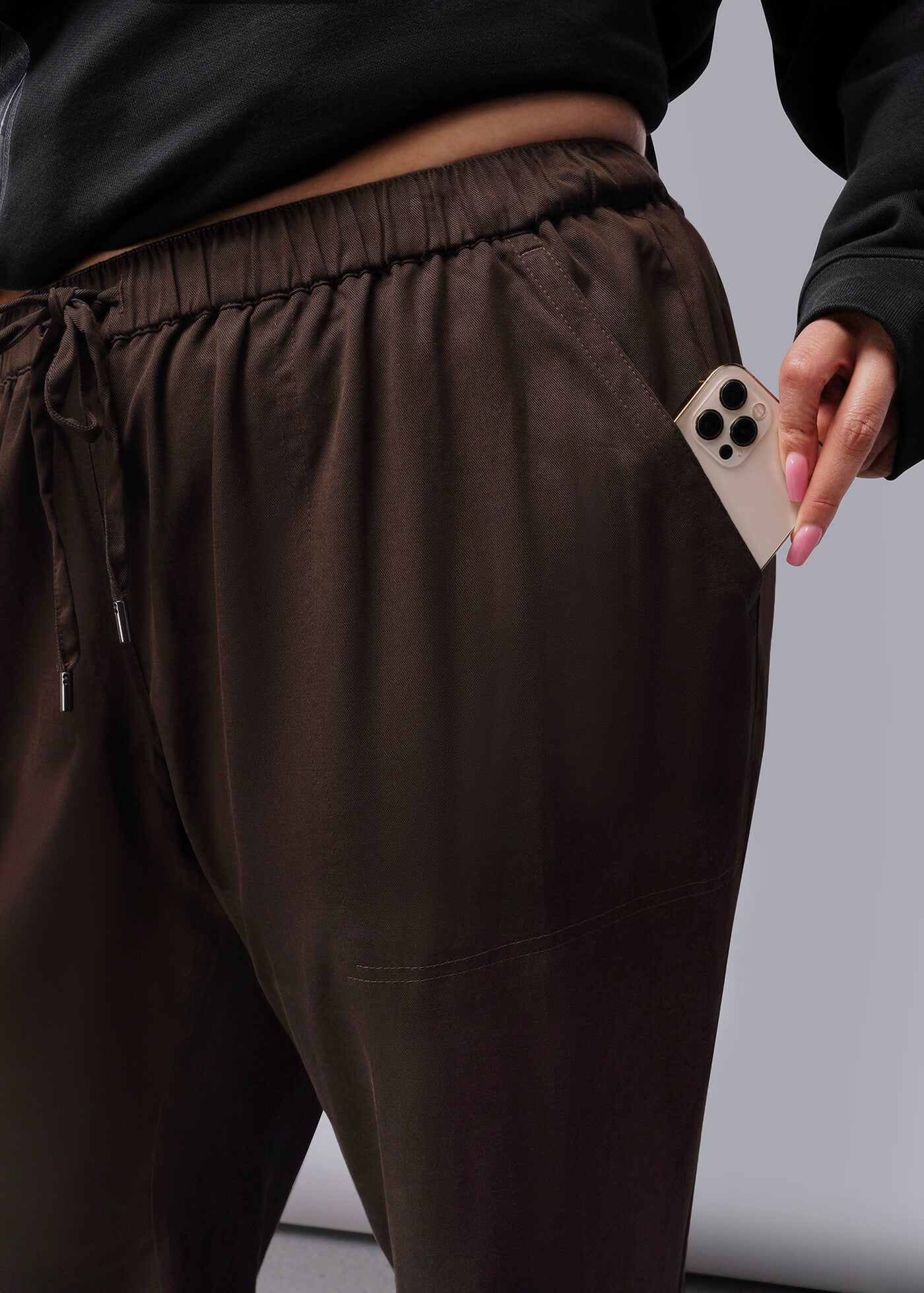 The Everyday Drawstring Pant – Wildfang
