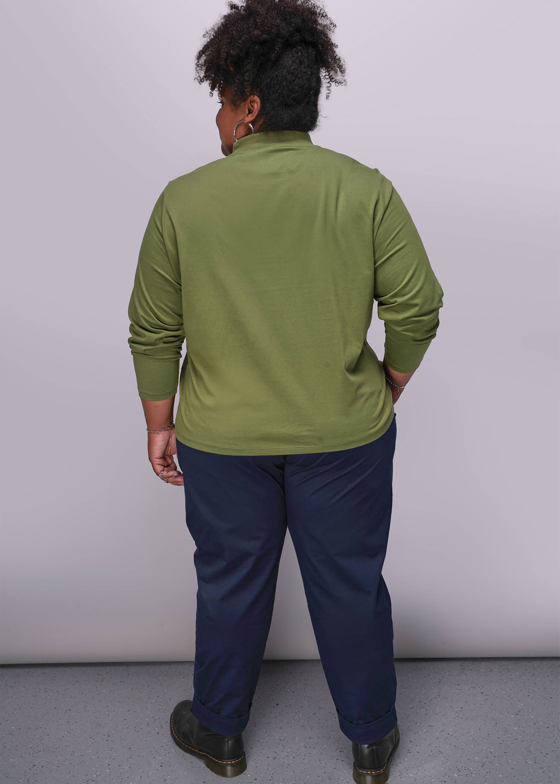 THE EVERYDAY LONG SLEEVE MOCK NECK TEE