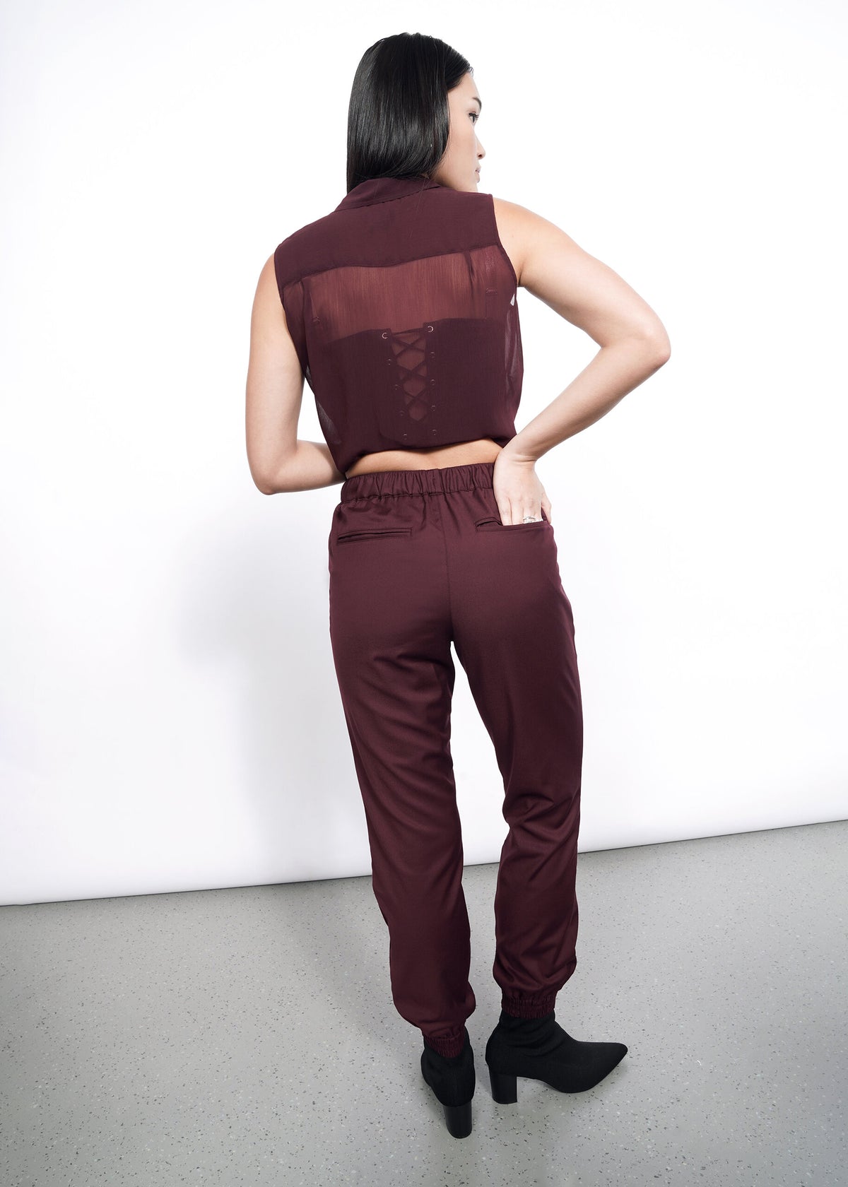 The Empower Drawstring Pant in Merlot