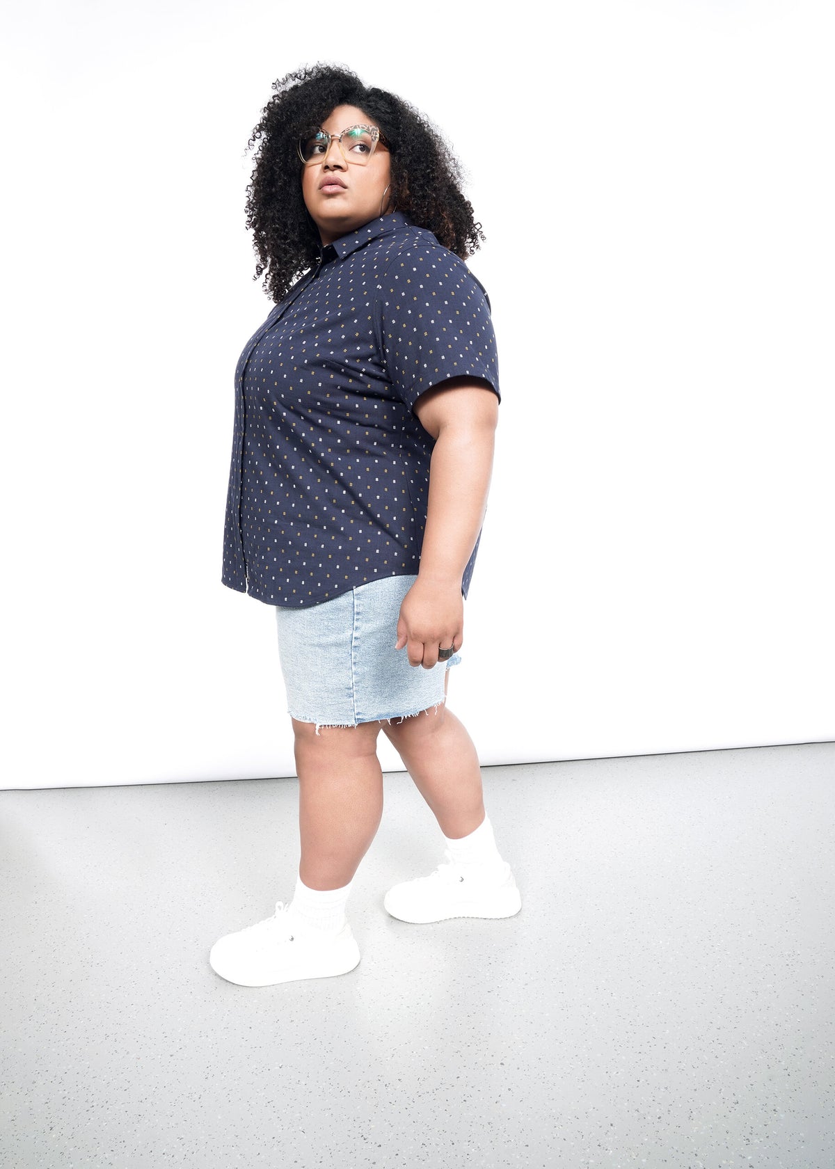 Model wearing The Essential Button Up in Hashtag Navy