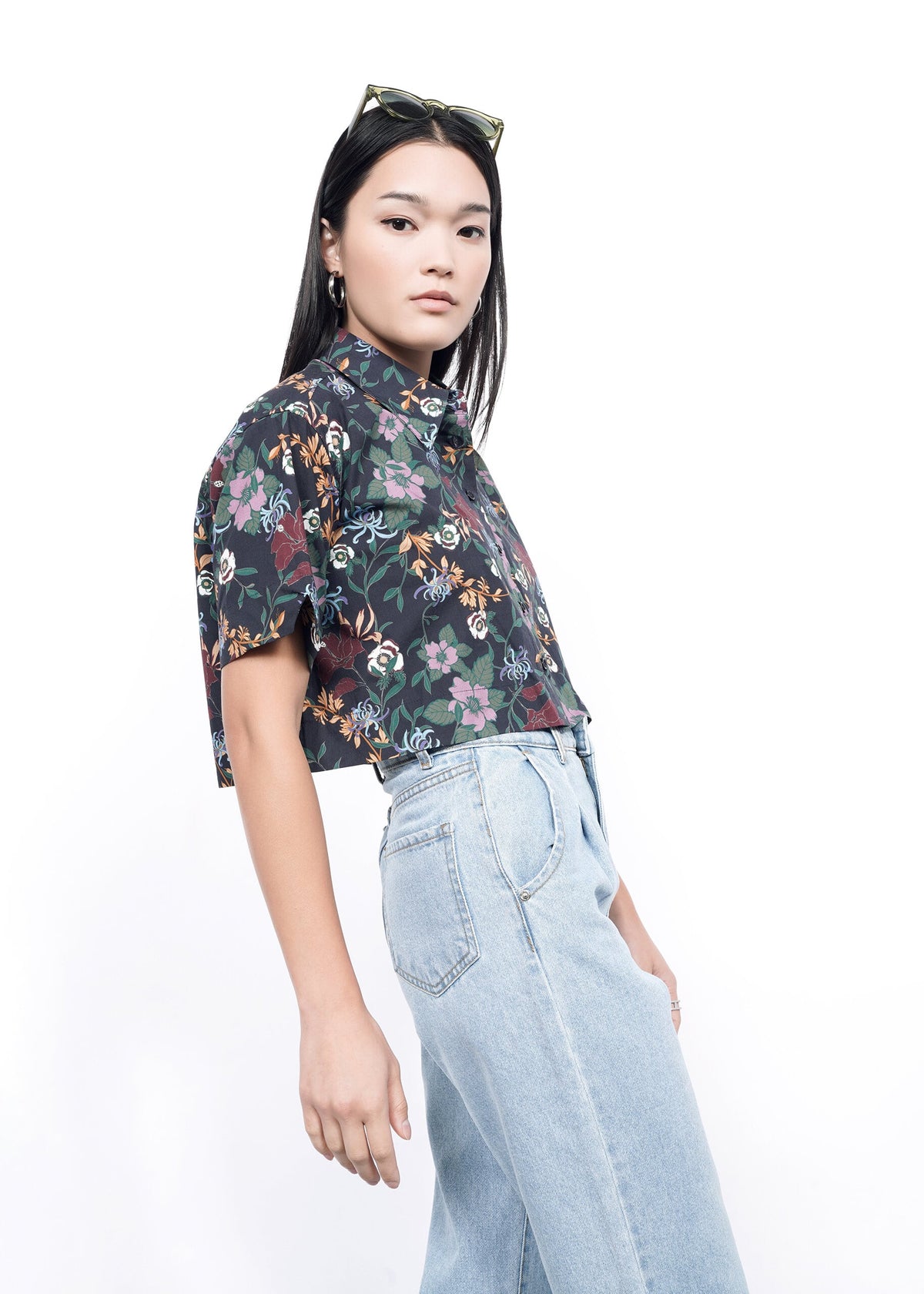 The Essential Cropped Button Up in Wildflower Navy