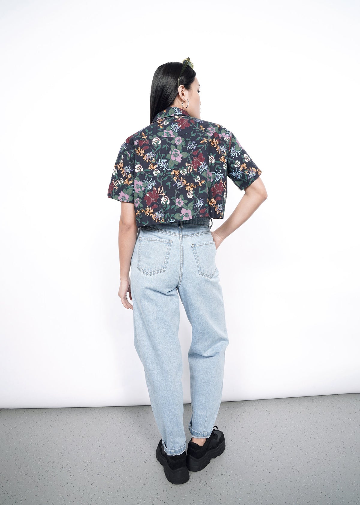 The Essential Cropped Button Up in Wildflower Navy