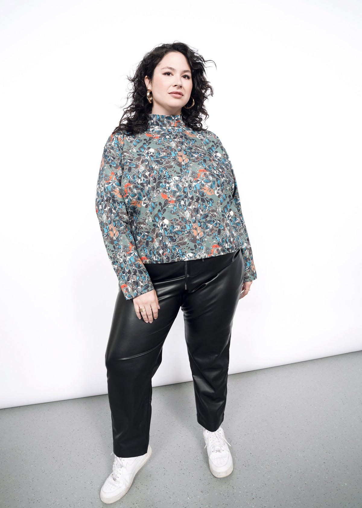 The Essential Long Sleeve Boxy Mock Neck Top in Abstract Flora