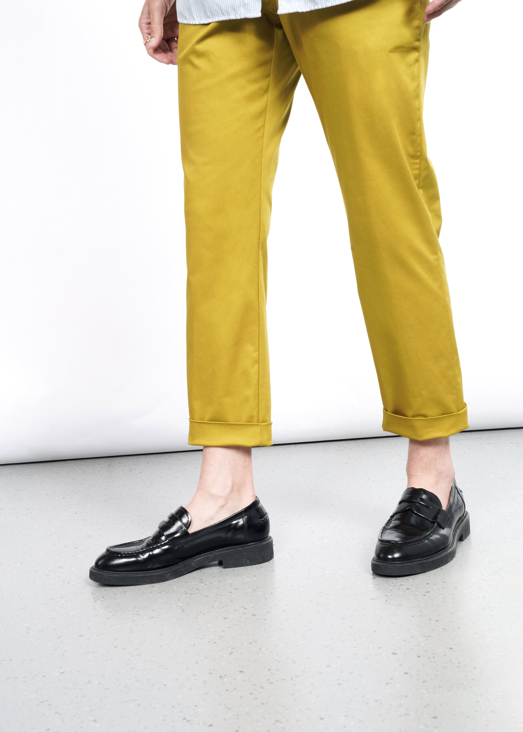 The Essential Slim Crop Pant Wildfang