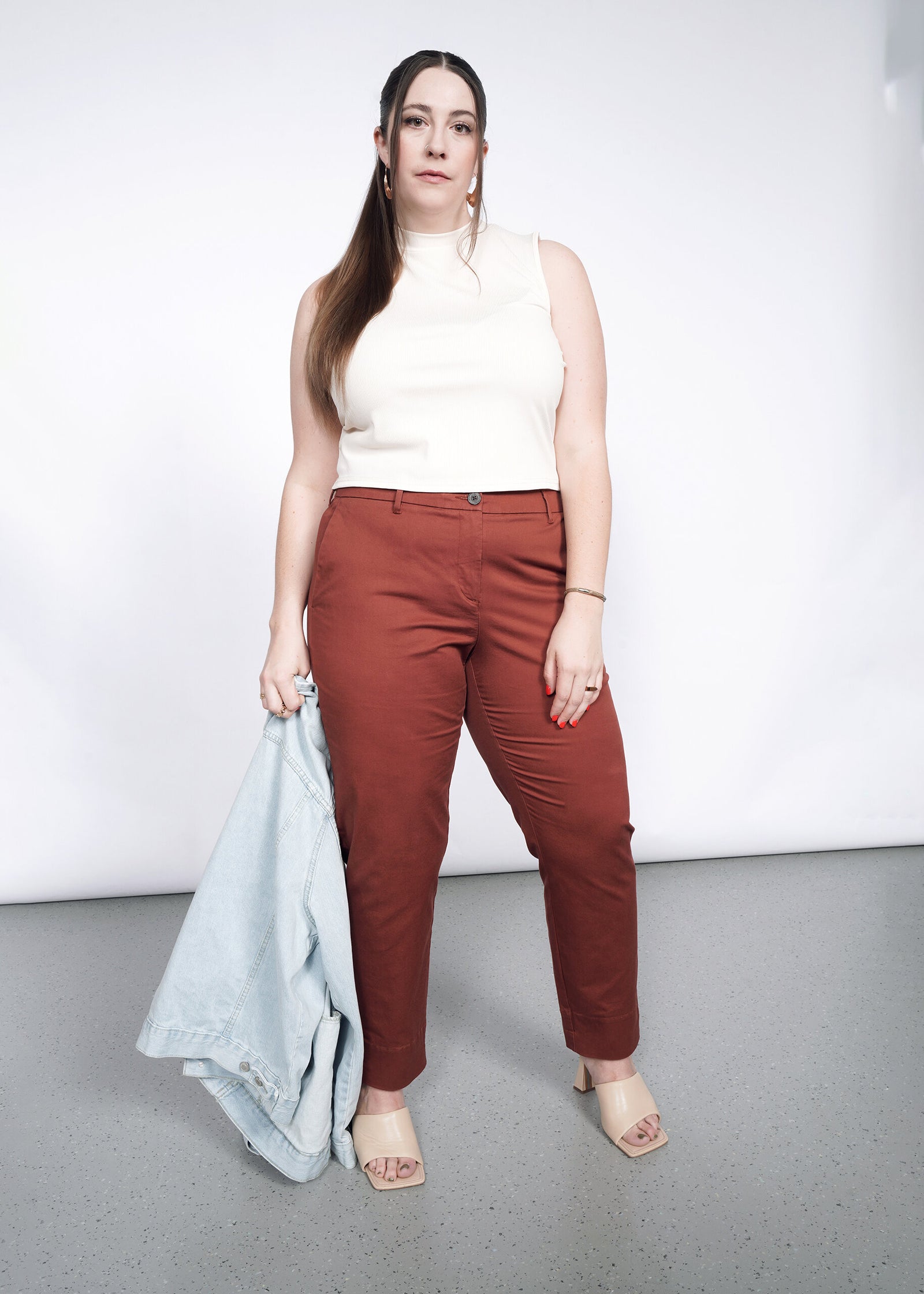 Model wearing The Essential Trouser in Cinnamon