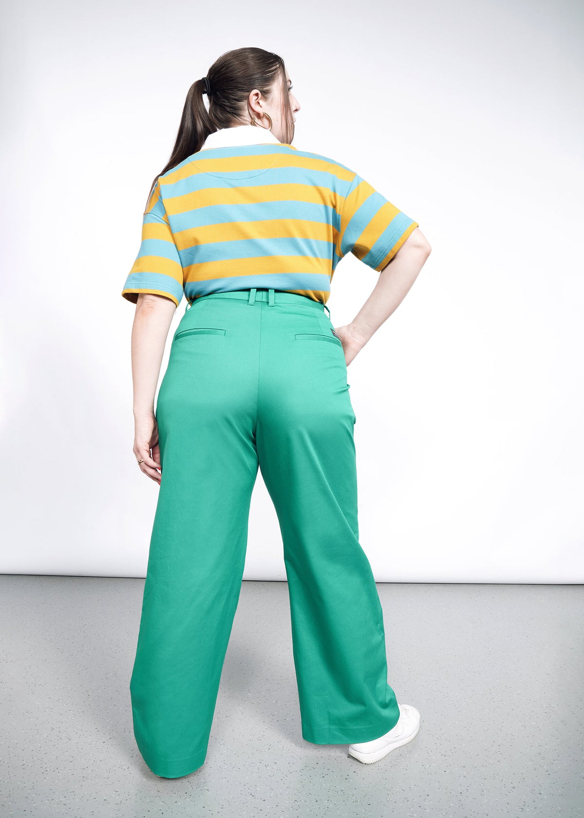 Model wearing The Essential Wide Leg Trouser in Emerald