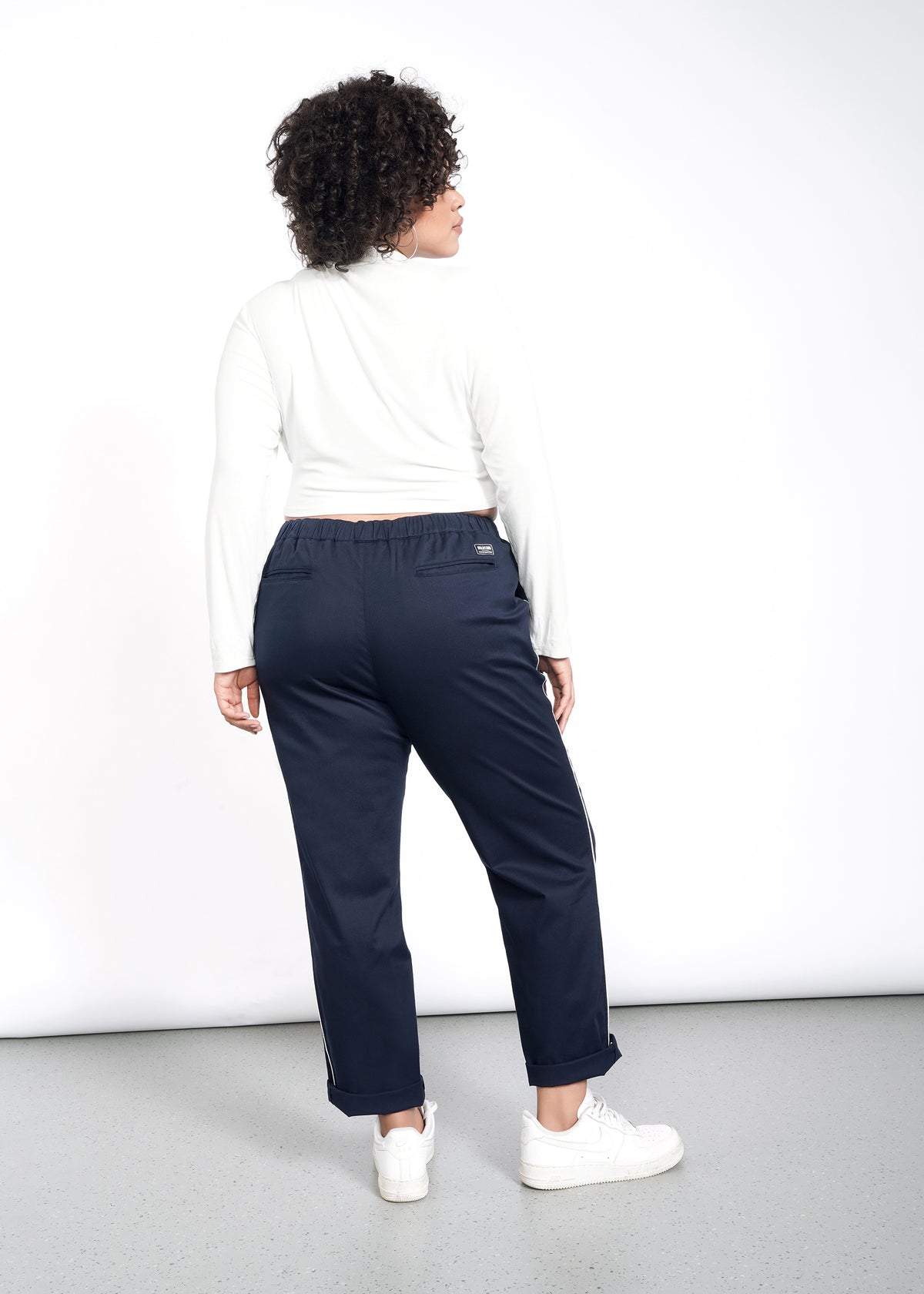 The Essential Piped Drawstring Pant