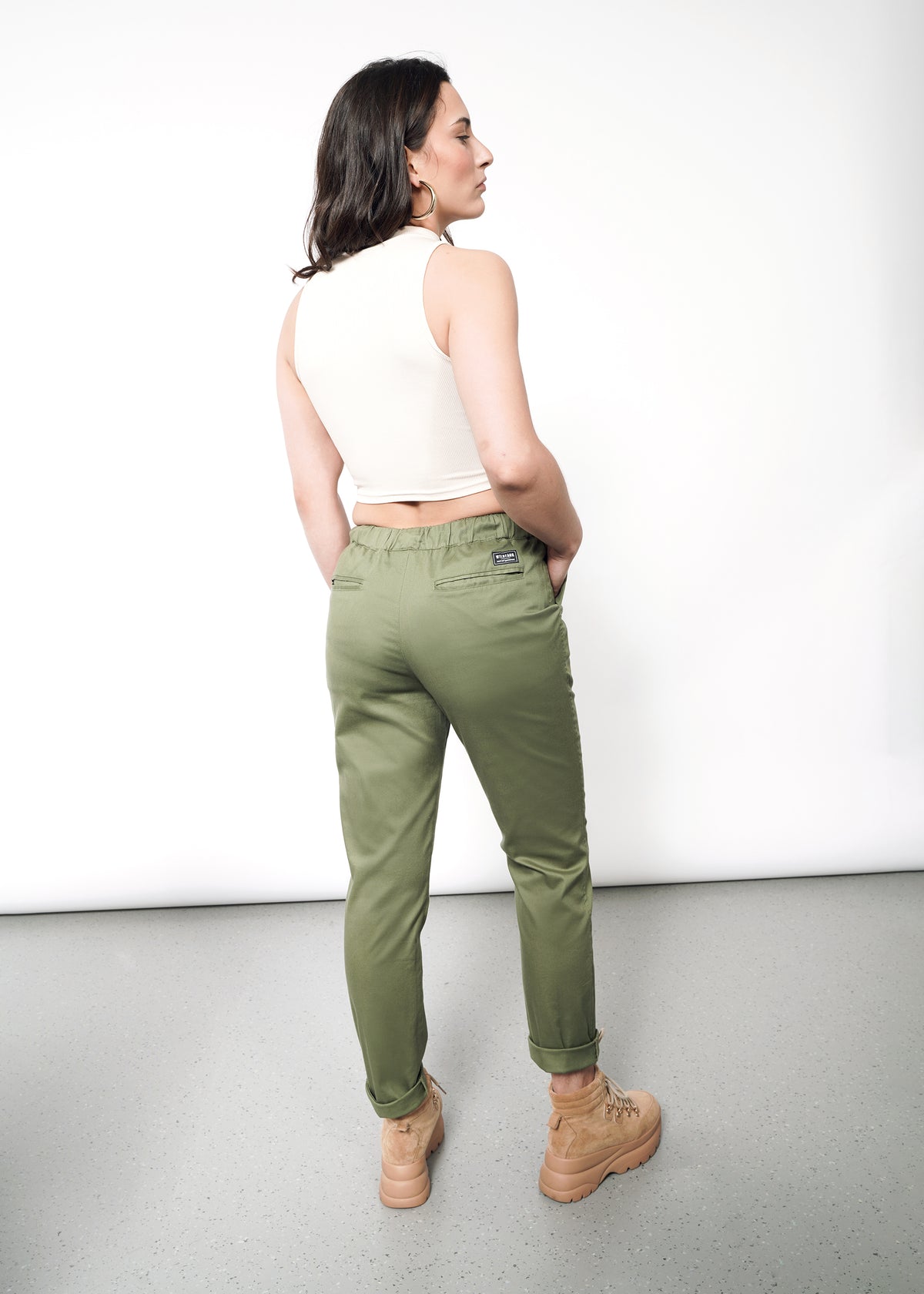 The Essential Drawstring Pant